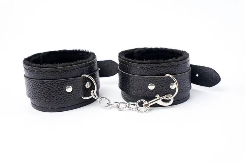 SEX HANDCUFFS (Black colour)