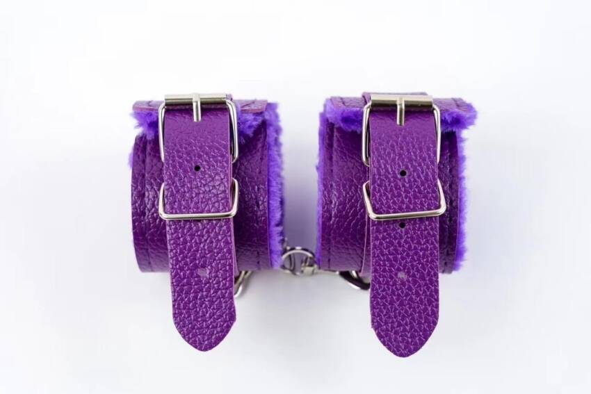 SEX HANDCUFFS (Purple colour)